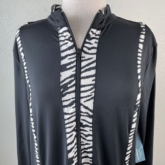 NWT Passports Full Zip Jacket Size M - Picture 2 of 8